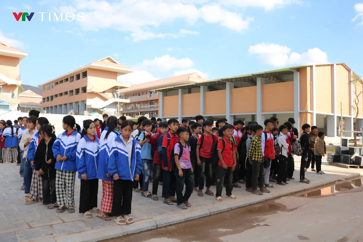 Cận cảnh ng&ocirc;i trường mẫu ở bi&ecirc;n cương trước ng&agrave;y kh&aacute;nh th&agrave;nh - Ảnh 9.