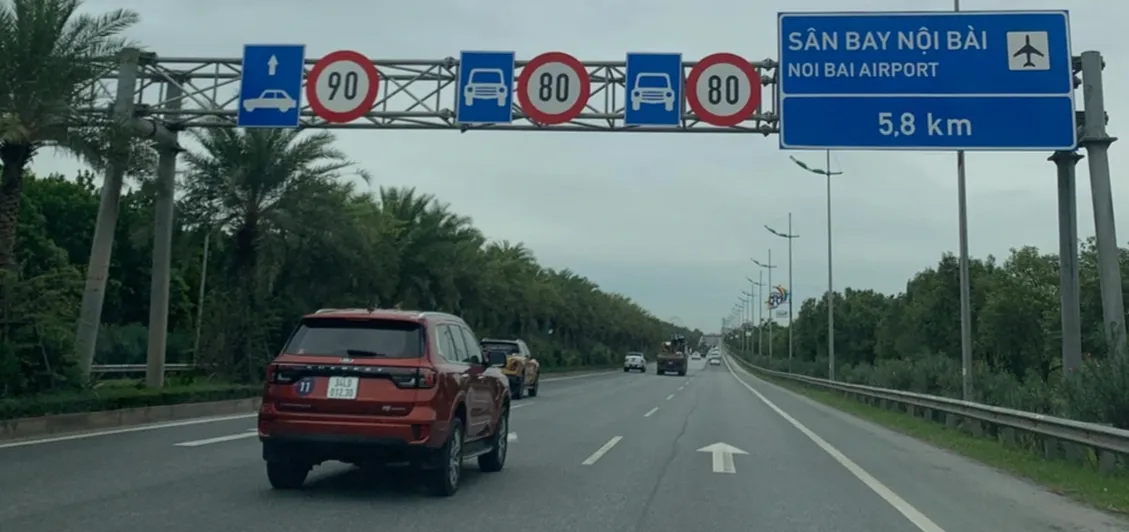 Mức phạt vi phạm giao th&ocirc;ng &ocirc; t&ocirc; năm 2026: Những lỗi dễ &ldquo;mất tiền oan&rdquo; người l&aacute;i xe cần tr&aacute;nh- Ảnh 1.