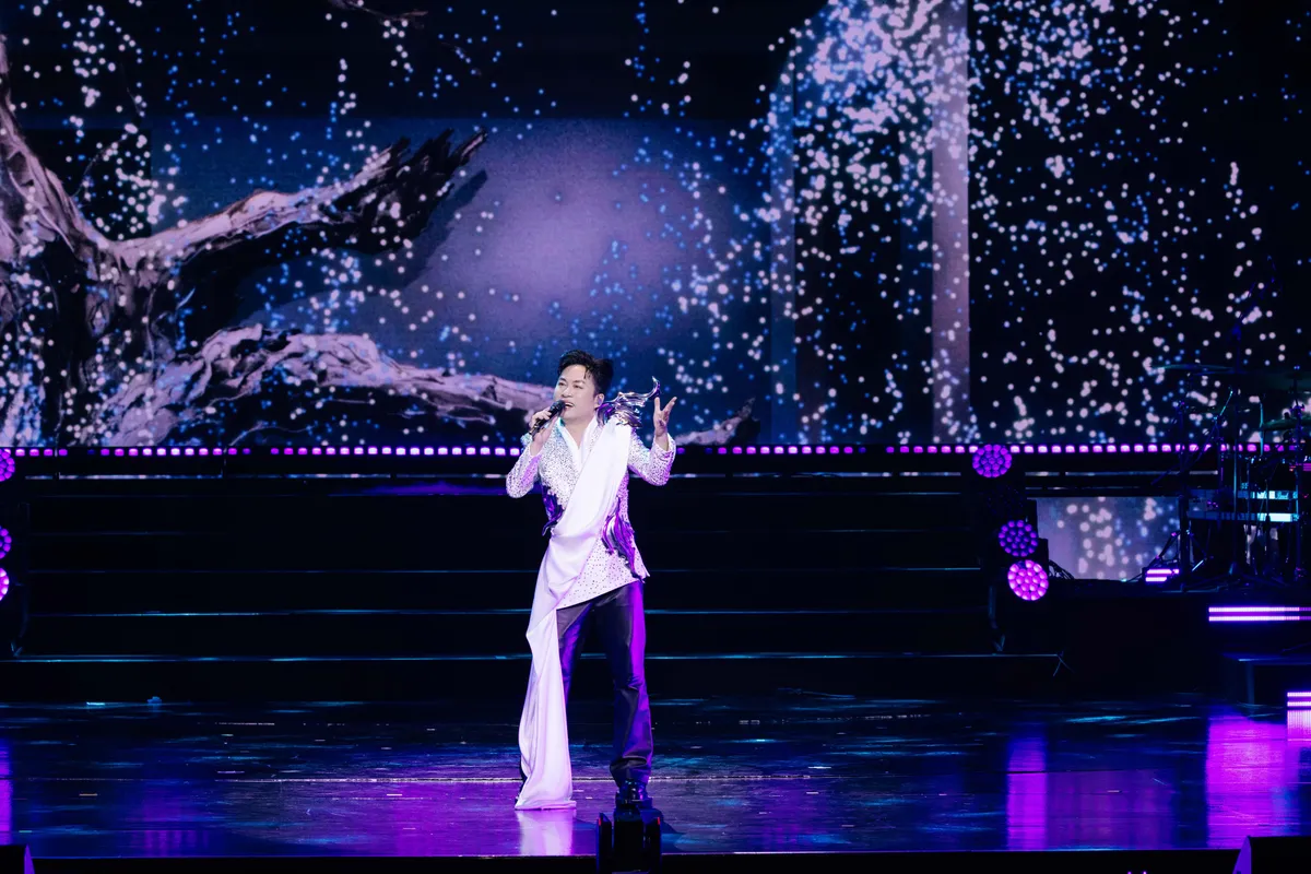 T&ugrave;ng Dương lần đầu đoạt giải L&agrave;n S&oacute;ng Xanh- Ảnh 1.