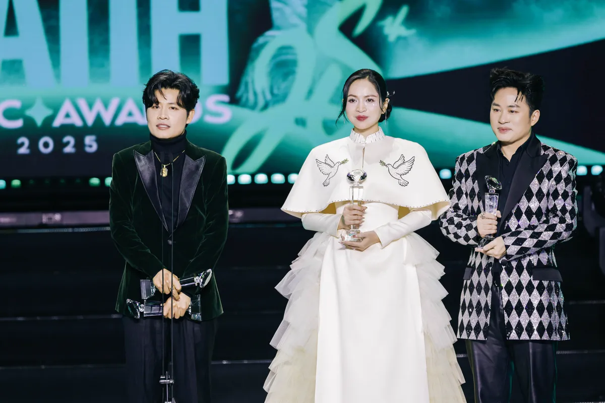 H&ograve;a Minzy, Nguyễn H&ugrave;ng chiến thắng &aacute;p đảo tại L&agrave;n S&oacute;ng Xanh 2025- Ảnh 6.