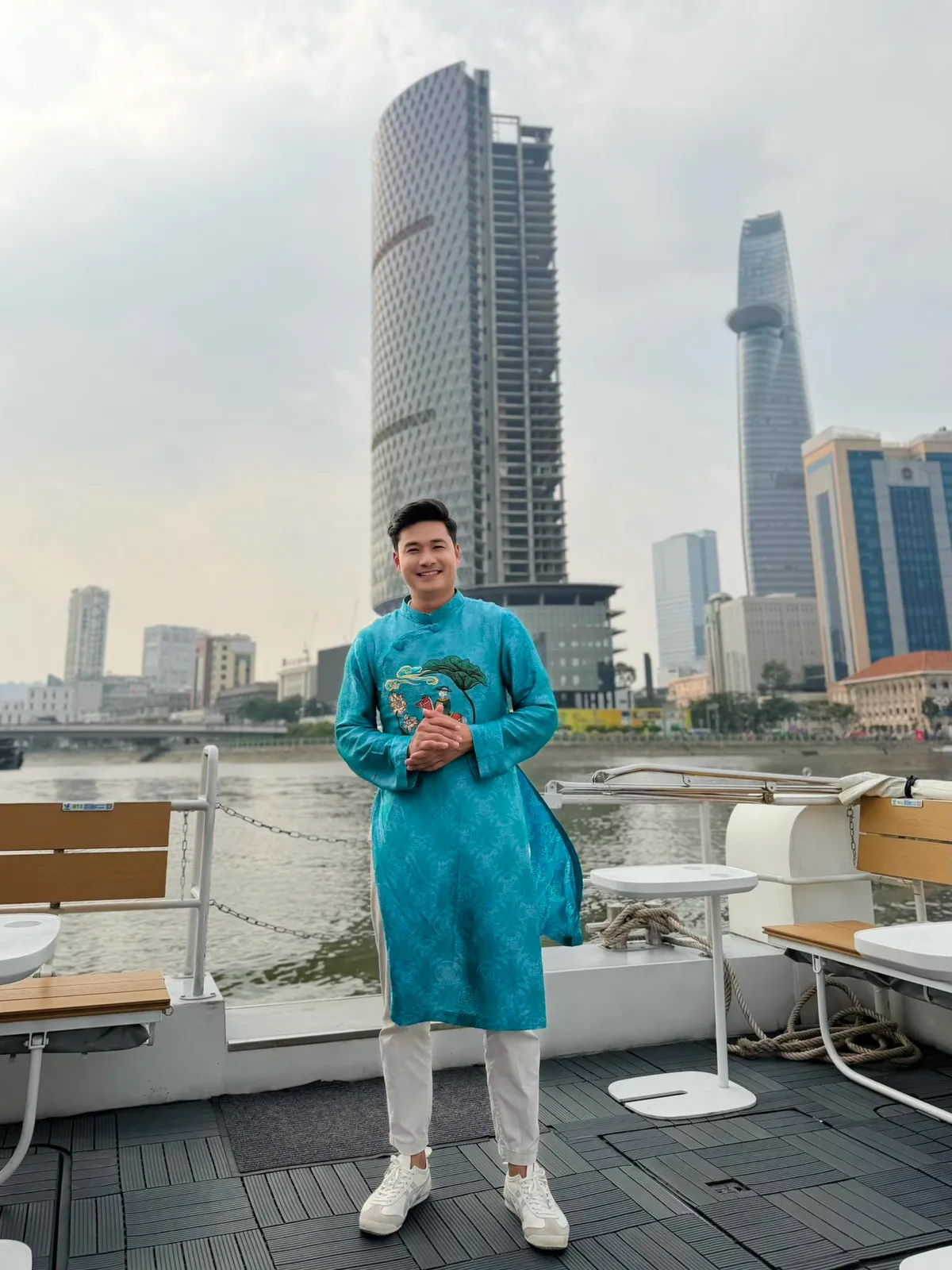 D&agrave;n MC của Chiều cuối năm - Việt Nam trong t&ocirc;i - Ảnh 5.