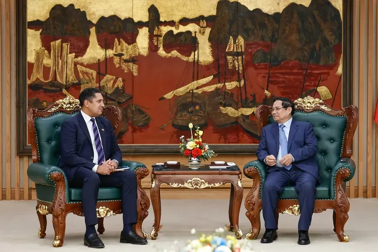 Thủ tướng: Việt Nam coi trọng quan hệ hữu nghị với Thụy Điển, khuyến khích đầu tư kinh tế tuần hoàn- Ảnh 1. Thủ tướng: Việt Nam coi trọng quan hệ hữu nghị với Thụy Điển, khuyến khích đầu tư kinh tế tuần hoàn- Ảnh 1.