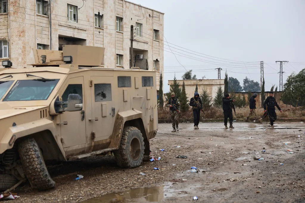 Chính phủ Syria và lực lượng Kurd đạt thỏa thuận ngừng bắn lâu dài- Ảnh 1. Chính phủ Syria và lực lượng Kurd đạt thỏa thuận ngừng bắn lâu dài- Ảnh 1.