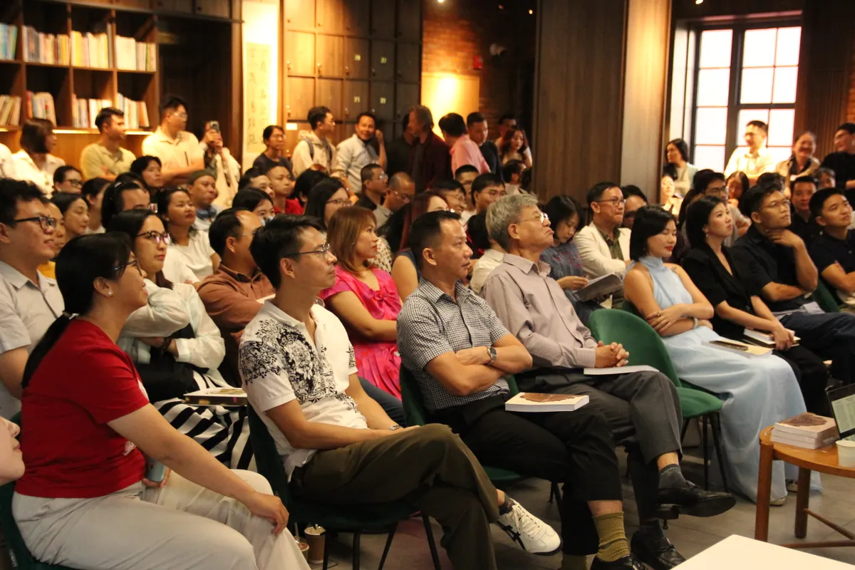 Đối thoại với qu&aacute; khứ v&agrave; định vị bản sắc Việt qua c&acirc;u chuyện của "Họ v&agrave; T&ecirc;n" - Ảnh 3.