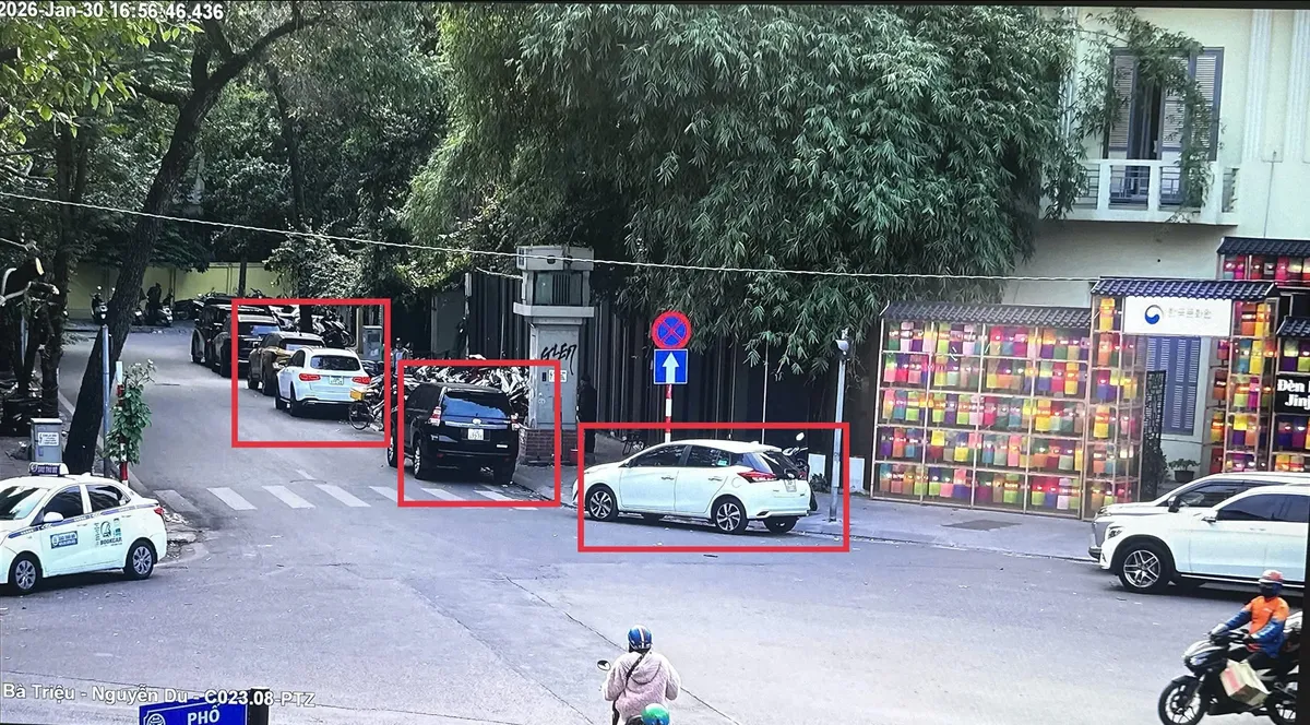 H&agrave; Nội: &ldquo;Phạt nguội&rdquo; hơn 160 trường hợp vi phạm trật tự đ&ocirc; thị, m&ocirc;i trường- Ảnh 1.