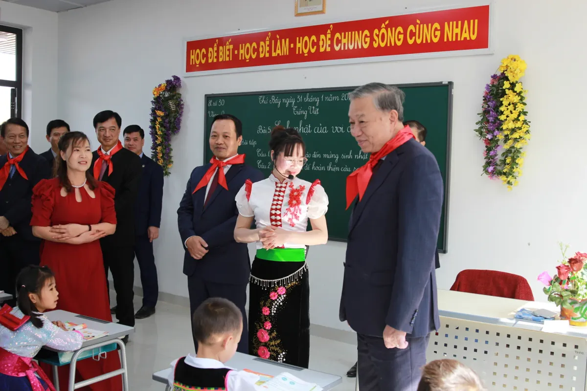 Tổng B&iacute; thư T&ocirc; L&acirc;m dự lễ kh&aacute;nh th&agrave;nh trường li&ecirc;n cấp tại Điện Bi&ecirc;n- Ảnh 6.