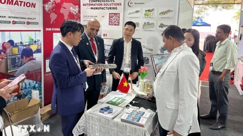 Việt Nam chủ động tăng cường kết nối chuỗi cung ứng điện tử toàn cầu- Ảnh 1. Việt Nam chủ động tăng cường kết nối chuỗi cung ứng điện tử toàn cầu- Ảnh 1.