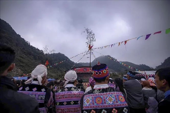 Rộn r&agrave;ng hội Gầu T&agrave;o của đồng b&agrave;o M&ocirc;ng ở P&agrave; C&ograve;- Ảnh 2.