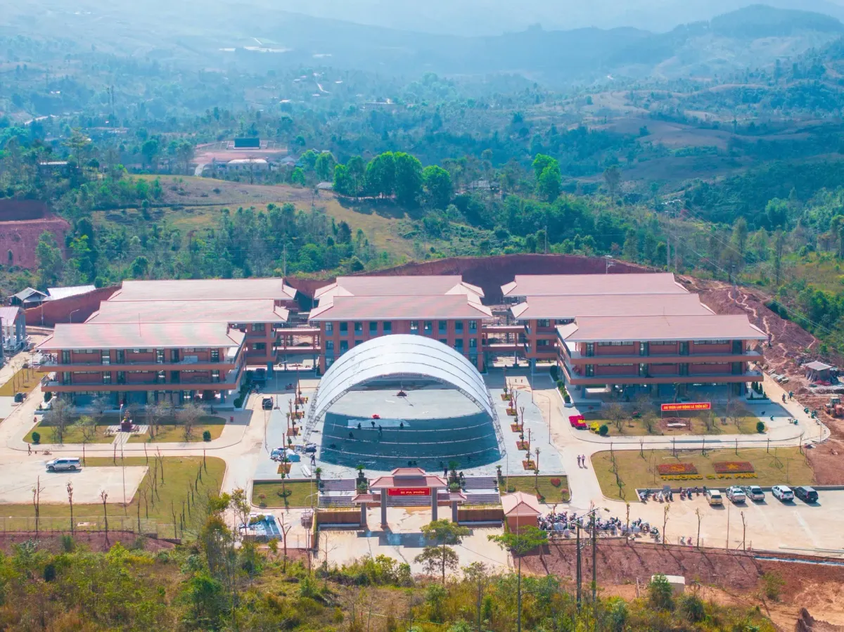 Tổng B&iacute; thư T&ocirc; L&acirc;m dự lễ kh&aacute;nh th&agrave;nh trường li&ecirc;n cấp tại Điện Bi&ecirc;n- Ảnh 5.