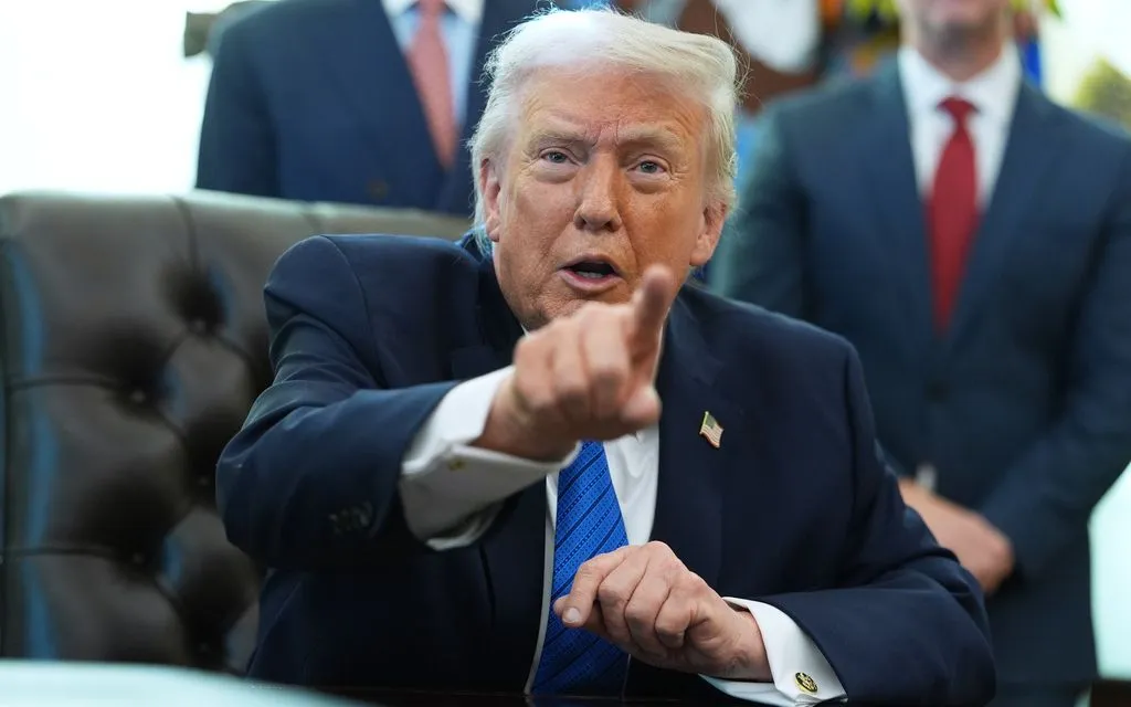 Tổng thống Donald Trump tại Phòng Bầu dục, Nhà Trắng ngày 30/1/2026 (Ảnh: AP)