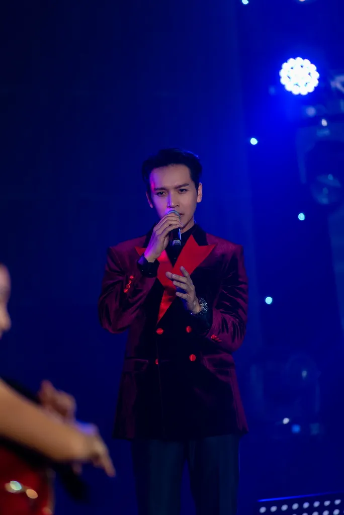 Hiền Thục đầy cảm x&uacute;c khi h&aacute;t về đấng sinh th&agrave;nh trong liveshow Men đời - Ảnh 6.