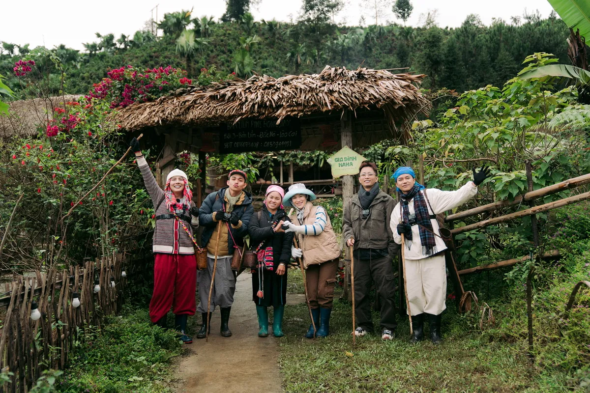 Gia đ&igrave;nh Haha - Tập 18: C&acirc;u chuyện giữ g&igrave;n văn h&oacute;a truyền thống v&agrave; ph&aacute;t triển bền vững ở Bản Liền- Ảnh 1.