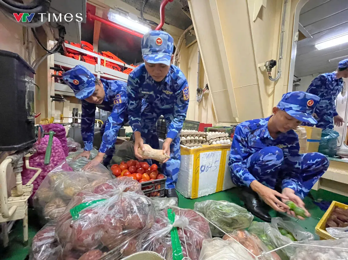 V&ugrave;ng Cảnh s&aacute;t biển 2 điều động T&agrave;u 375 l&ecirc;n đường trực Tết Nguy&ecirc;n đ&aacute;n B&iacute;nh Ngọ 2026.  - Ảnh 2.