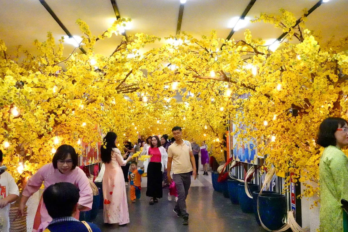 Khai mạc Lễ hội Tết Việt 2026: Đẹp xưa trong rạng rỡ hôm nay - Ảnh 7.