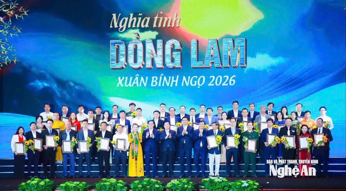 Hội doanh nghiệp th&agrave;nh phố Vinh tại H&agrave; Nội: Khẳng định tr&aacute;ch nhiệm x&atilde; hội v&agrave; tinh thần hướng về nguồn cội- Ảnh 5.