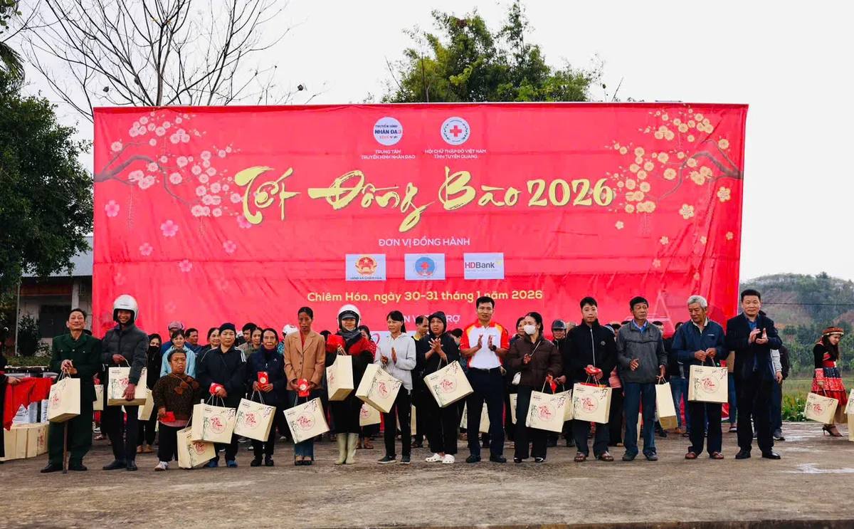 Ấm &aacute;p "Tết đồng b&agrave;o 2026" ở Chi&ecirc;m Ho&aacute;, Tuy&ecirc;n Quang- Ảnh 1.
