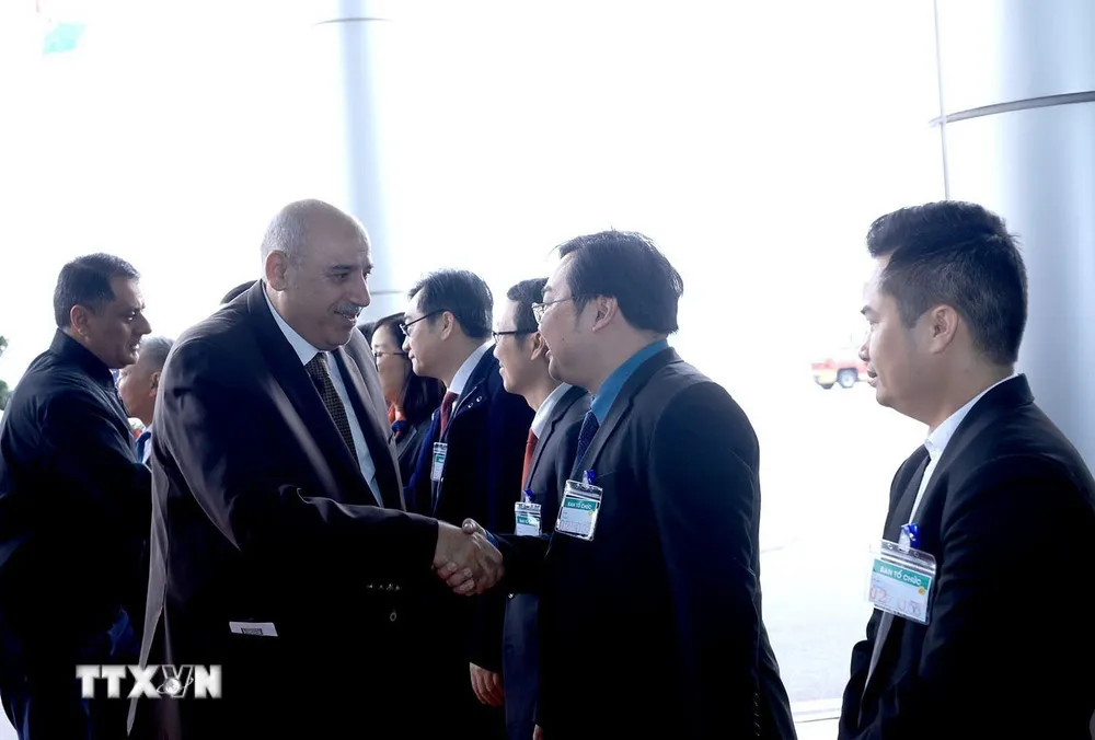 Chủ tịch Hạ viện Jordan đến H&agrave; Nội, bắt đầu thăm ch&iacute;nh thức Việt Nam - Ảnh 3.