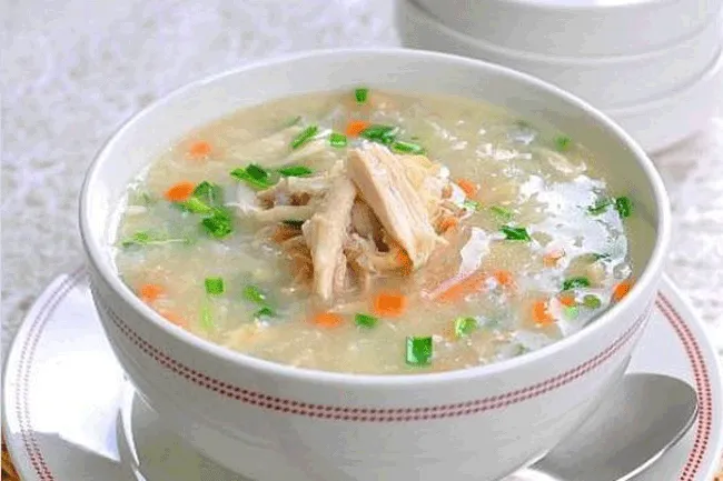 Ăn g&igrave;, uống g&igrave; để cơ thể dễ chịu hơn sau khi uống rượu?- Ảnh 1.