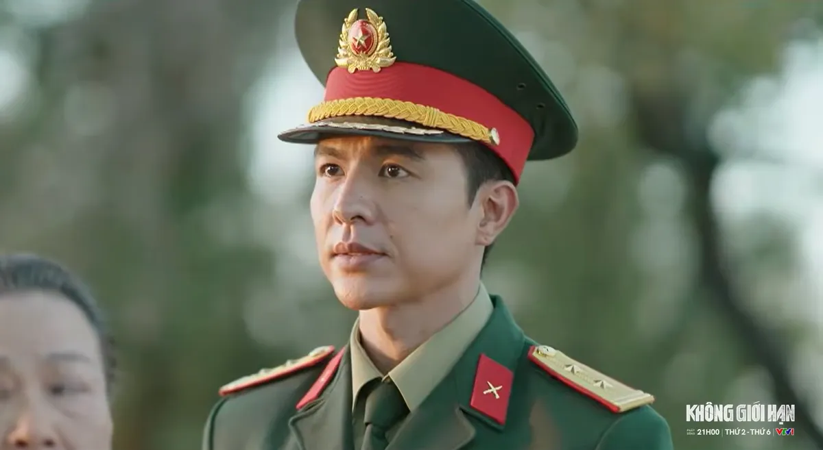 Kh&ocirc;ng giới hạn - Tập 3: Bạn g&aacute;i "tuồng ch&egrave;o" của Lợi bị quấy rối - Ảnh 3.