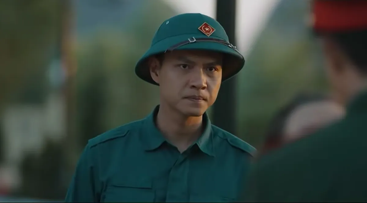 Kh&ocirc;ng giới hạn - Tập 3: Bạn g&aacute;i "tuồng ch&egrave;o" của Lợi bị quấy rối - Ảnh 2.