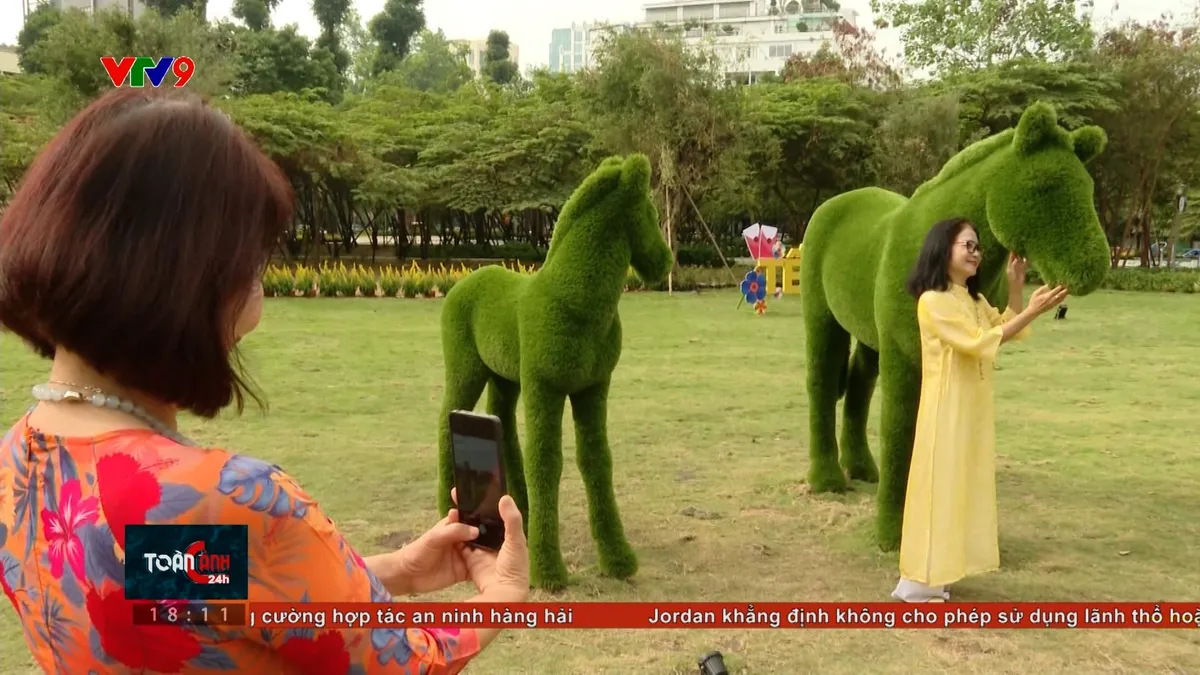 cong vien phan dinh phug.jpg