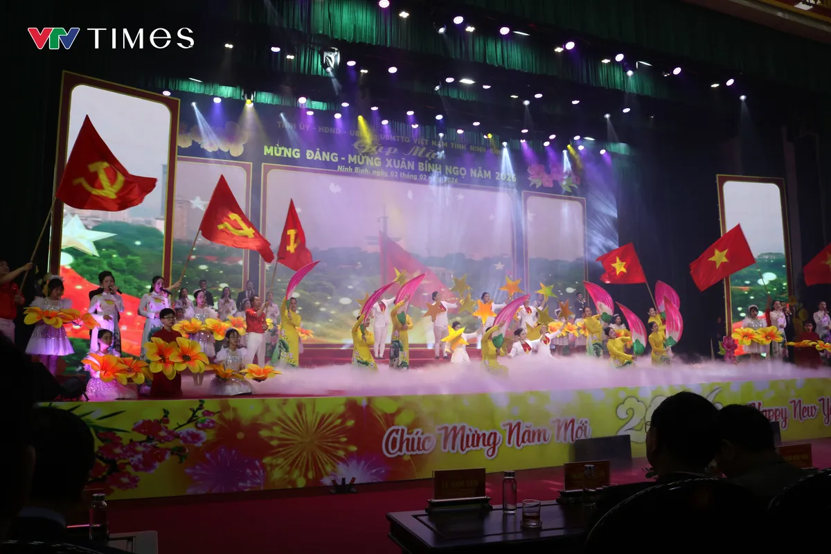 Ninh B&igrave;nh: Gặp mặt mừng Đảng, mừng Xu&acirc;n B&iacute;nh Ngọ 2026 - Ảnh 8.