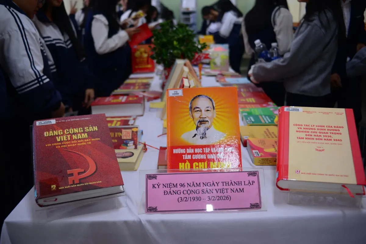 Hơn 2.500 ấn phẩm hội tụ tại Hội s&aacute;ch Xu&acirc;n B&iacute;nh Ngọ 2026 ở L&acirc;m Đồng - Ảnh 1.