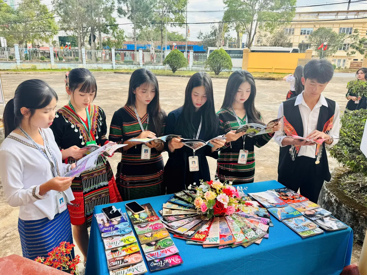 Hội B&aacute;o Xu&acirc;n 2026: &ldquo;L&acirc;m Đồng v&agrave;o xu&acirc;n&rdquo; lan tỏa sắc xu&acirc;n v&agrave; văn h&oacute;a đọc.- Ảnh 4.