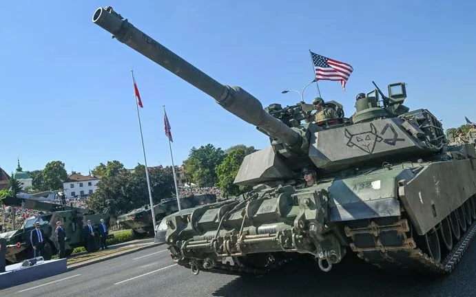 Lực lượng Mỹ tham gia cuộc duyệt binh ở Ba Lan (Ảnh minh họa: Getty Images) 