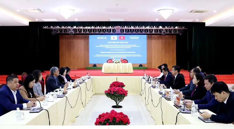 Điện Bi&ecirc;n k&yacute; kết dự &aacute;n tăng cường hạ tầng điện cho v&ugrave;ng n&ocirc;ng th&ocirc;n- Ảnh 1.