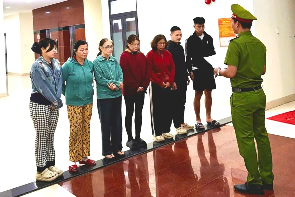 Triệt ph&aacute; đường d&acirc;y c&aacute; cược l&ocirc; đề giao dịch hơn 20 tỷ đồng tại Đ&agrave; Nẵng- Ảnh 1.