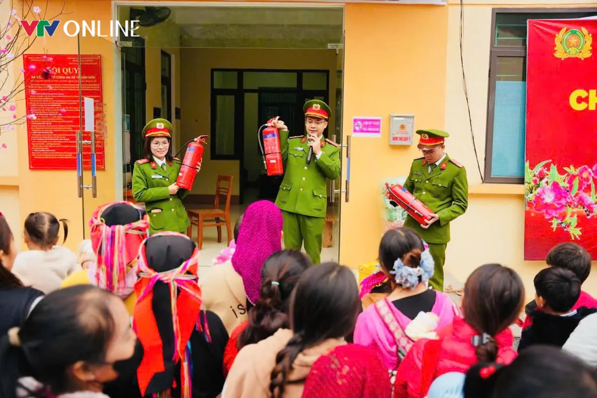 Tuy&ecirc;n Quang: Ấm ấp từ Gian h&agrave;ng kh&ocirc;ng đồng tại Thuận H&ograve;a - Ảnh 5.