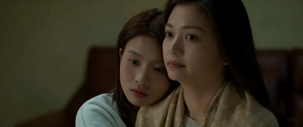 Gia đ&igrave;nh tr&aacute;i dấu - Tập 29: Vừa ra t&ograve;a, b&agrave; &Aacute;nh đ&atilde; cho chồng cơ hội 'theo đuổi từ đầu' - Ảnh 5.