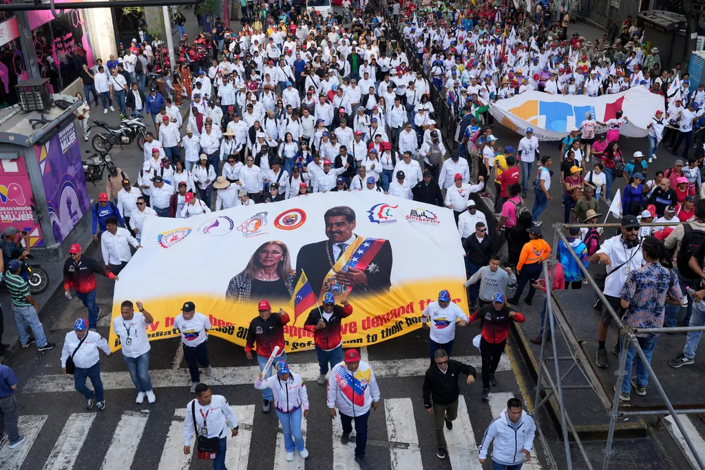 Những chuyển động tại Venezuela sau 1 th&aacute;ng Tổng thống Maduro bị Mỹ bắt giữ- Ảnh 1.