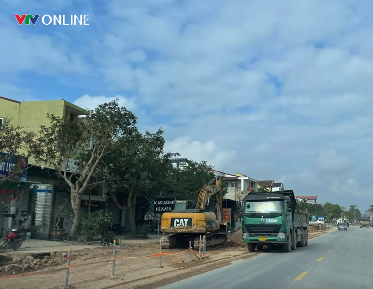 Nghệ An đẩy nhanh tiến độ dự &aacute;n mở rộng Quốc lộ 46 với tổng mức đầu tư 500 tỷ đồng - Ảnh 1.