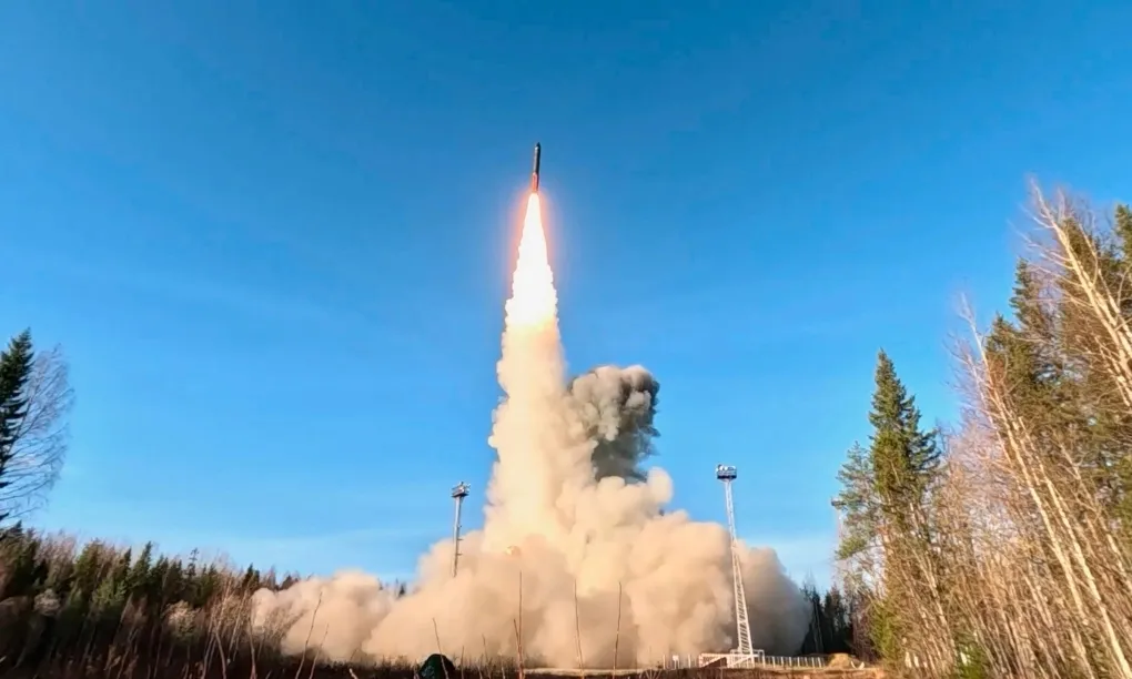 Thế giới trước khoảng trống kiểm so&aacute;t vũ kh&iacute; hạt nh&acirc;n- Ảnh 2.