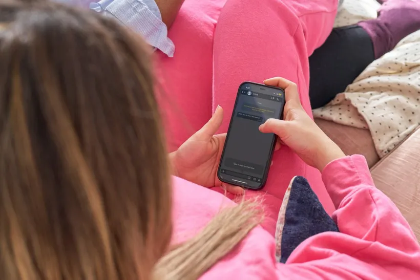 Hơn 1 triệu trẻ em l&agrave; nạn nh&acirc;n của video khi&ecirc;u d&acirc;m giả mạo- Ảnh 1.