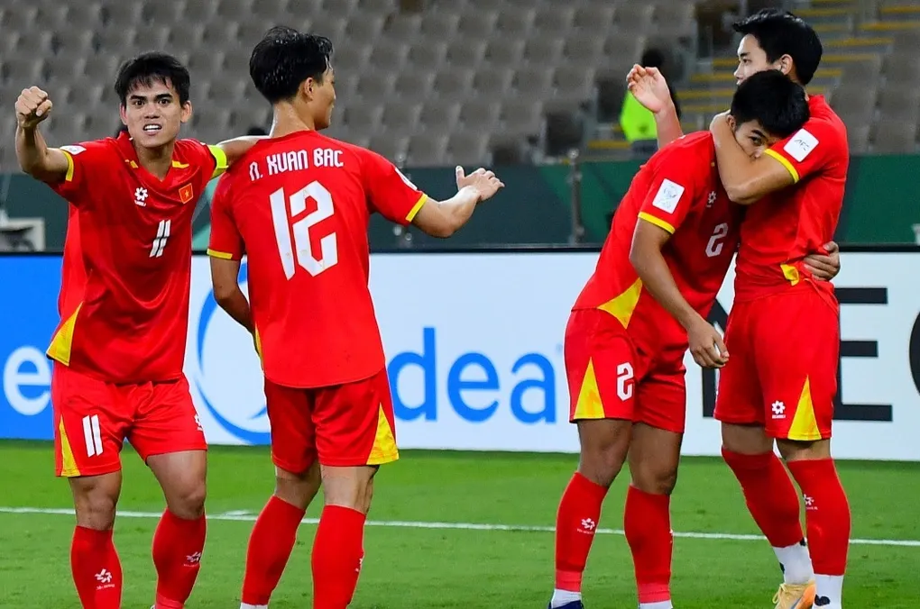 U23 Việt Nam xếp tr&ecirc;n U23 Trung Quốc trong lịch sử U23 ch&acirc;u &Aacute;, rộng cửa v&agrave;o nh&oacute;m hạt giống cao năm 2028- Ảnh 1.