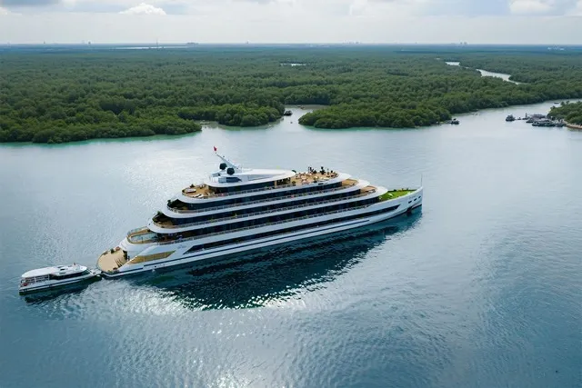 Du thuyền siêu sang Sea Stars Cruise neo đậu Bến Nhà Rồng, mở trải nghiệm nghỉ dưỡng đêm trên sông Sài Gòn- Ảnh 1. Du thuyền siêu sang Sea Stars Cruise neo đậu Bến Nhà Rồng, mở trải nghiệm nghỉ dưỡng đêm trên sông Sài Gòn- Ảnh 1.