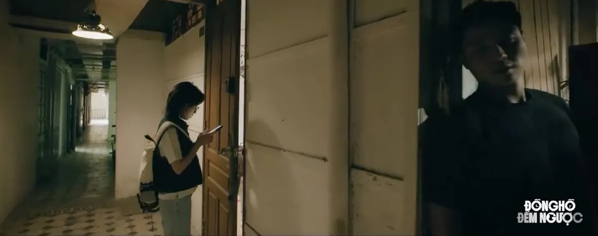 Đồng hồ đếm ngược - Tập 4: C&ocirc; h&agrave;ng x&oacute;m  - Ảnh 3.