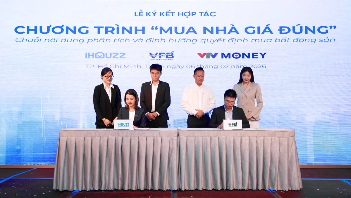 iHouzz và VFB hợp tác triển khai “Mua Nhà Giá Đúng”, góp phần thúc đẩy minh bạch thị trường bất động sản- Ảnh 1. iHouzz và VFB hợp tác triển khai “Mua Nhà Giá Đúng”, góp phần thúc đẩy minh bạch thị trường bất động sản- Ảnh 1.