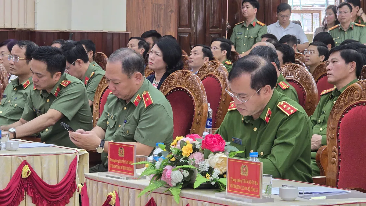 Vụ cướp ng&acirc;n h&agrave;ng tại Gia Lai: Đối tượng d&ugrave;ng vũ kh&iacute; n&oacute;ng v&agrave; mang &aacute;n t&iacute;ch giết người- Ảnh 2.