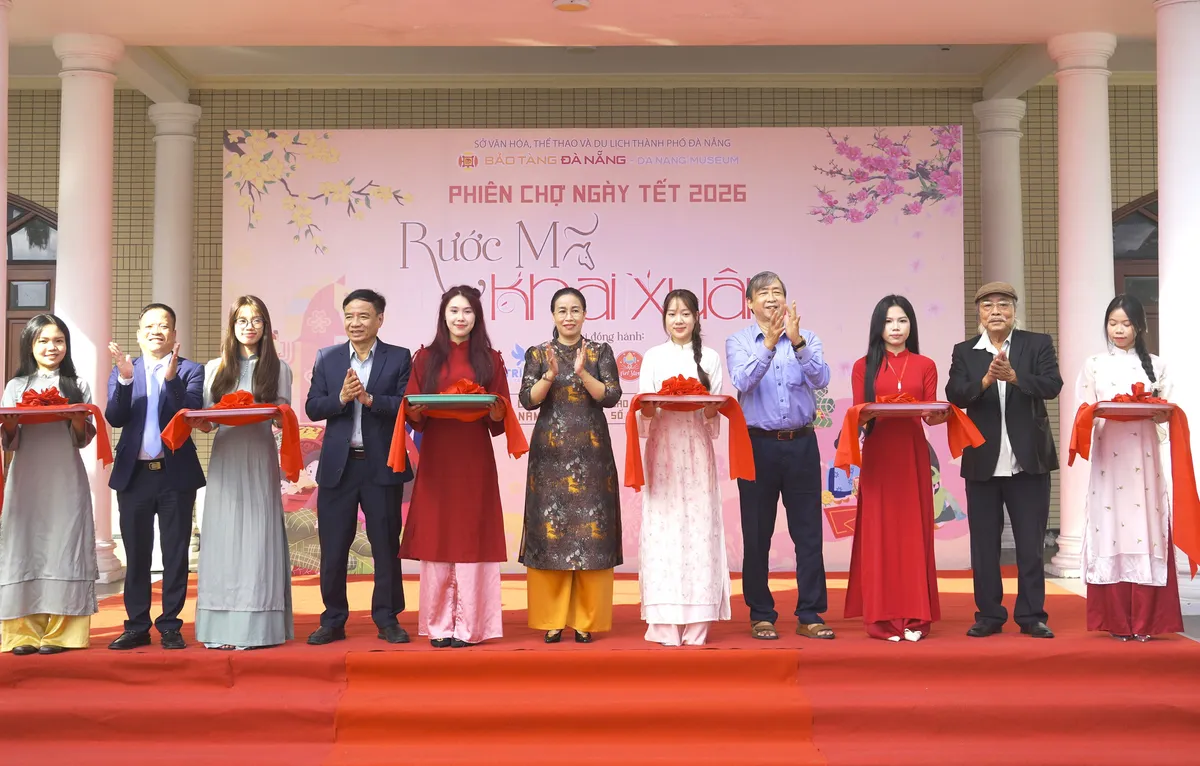 T&aacute;i hiện chợ Tết xưa qua chương tr&igrave;nh &ldquo;Phi&ecirc;n chợ ng&agrave;y Tết 2026&rdquo; tại Bảo t&agrave;ng Đ&agrave; Nẵng- Ảnh 1.