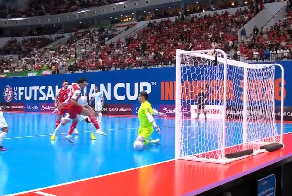 Thua Iran, tuyển futsal Indonesia lỡ hẹn kỳ t&iacute;ch lịch sử- Ảnh 2.