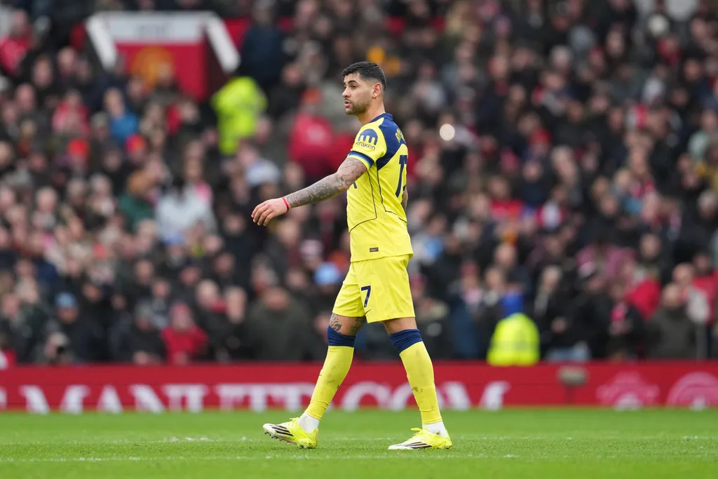 Đánh bại Tottenham, Man Utd vững vàng trong top 4 Ngoại hạng Anh- Ảnh 1.