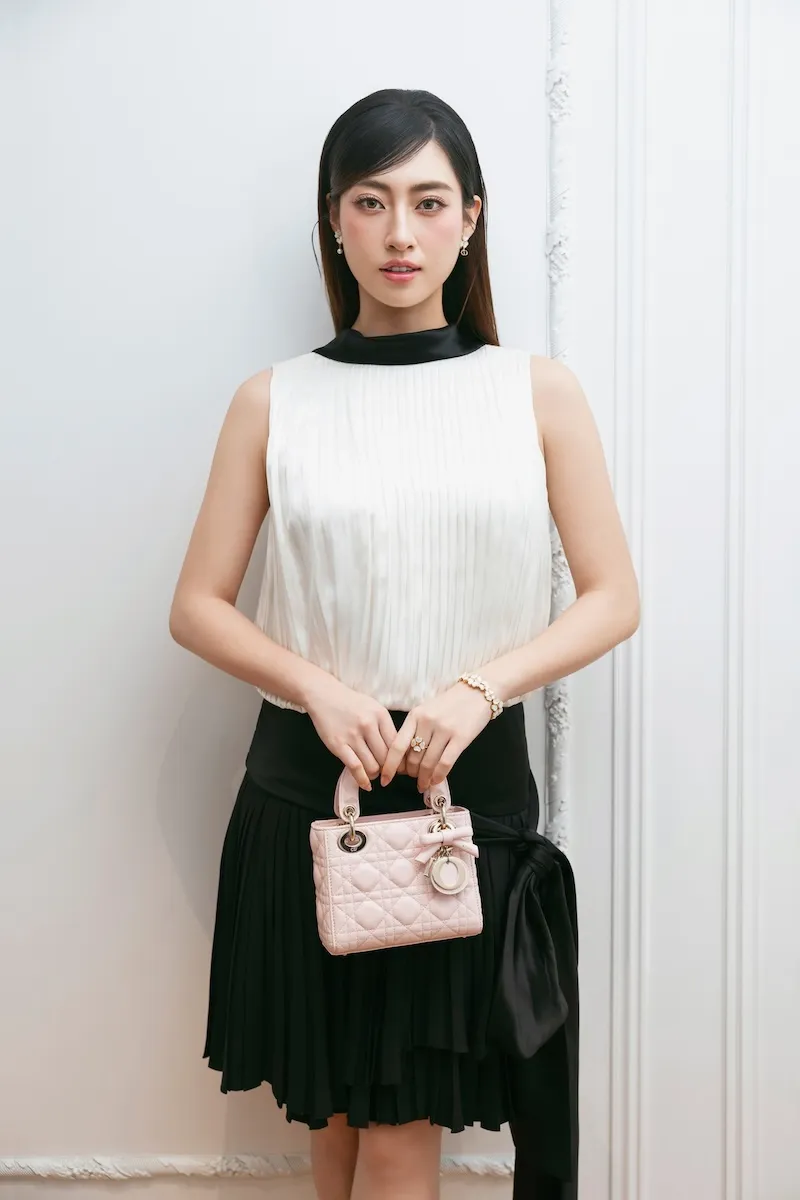 D&agrave;n sao Việt khoe sắc tr&ecirc;n thảm đỏ triển l&atilde;m Dior - Ảnh 5.