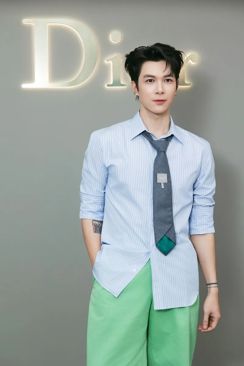 D&agrave;n sao Việt khoe sắc tr&ecirc;n thảm đỏ triển l&atilde;m Dior - Ảnh 4.