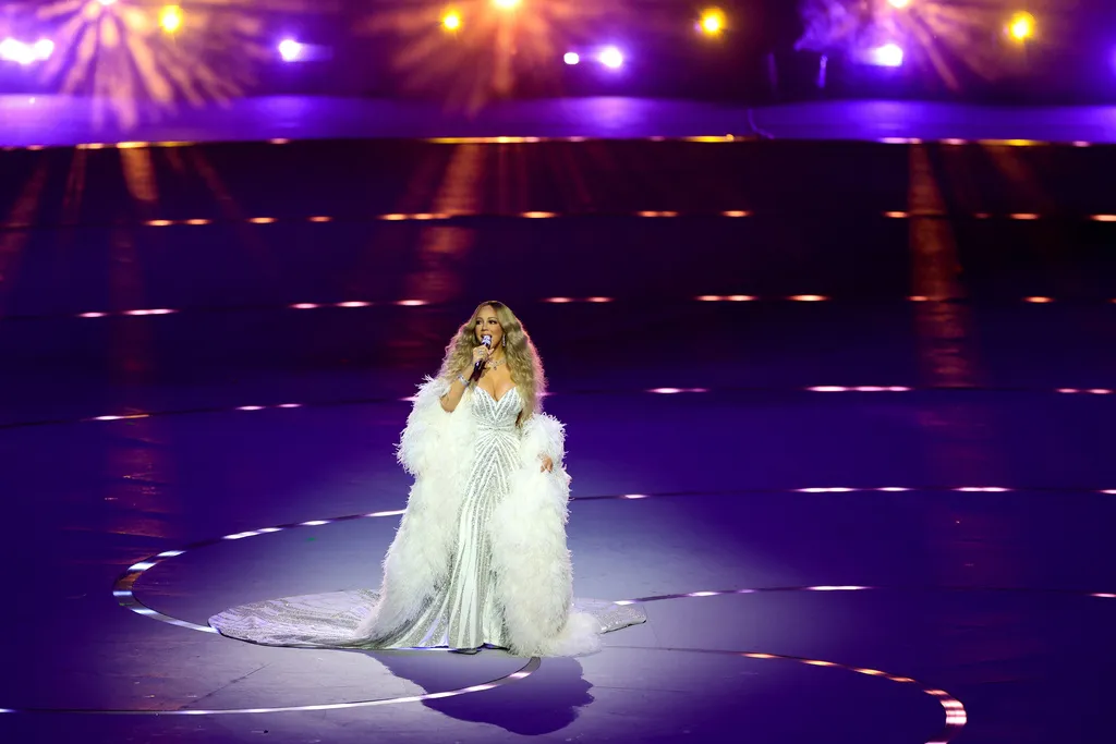 Mariah Carey h&aacute;t khai mạc Thế vận hội m&ugrave;a đ&ocirc;ng 2026 - Ảnh 2.