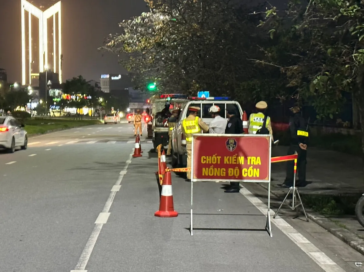 Đừng chủ quan với cảm gi&aacute;c tỉnh t&aacute;o: Nồng độ cồn c&oacute; thể tồn tại l&acirc;u hơn bạn nghĩ- Ảnh 1.