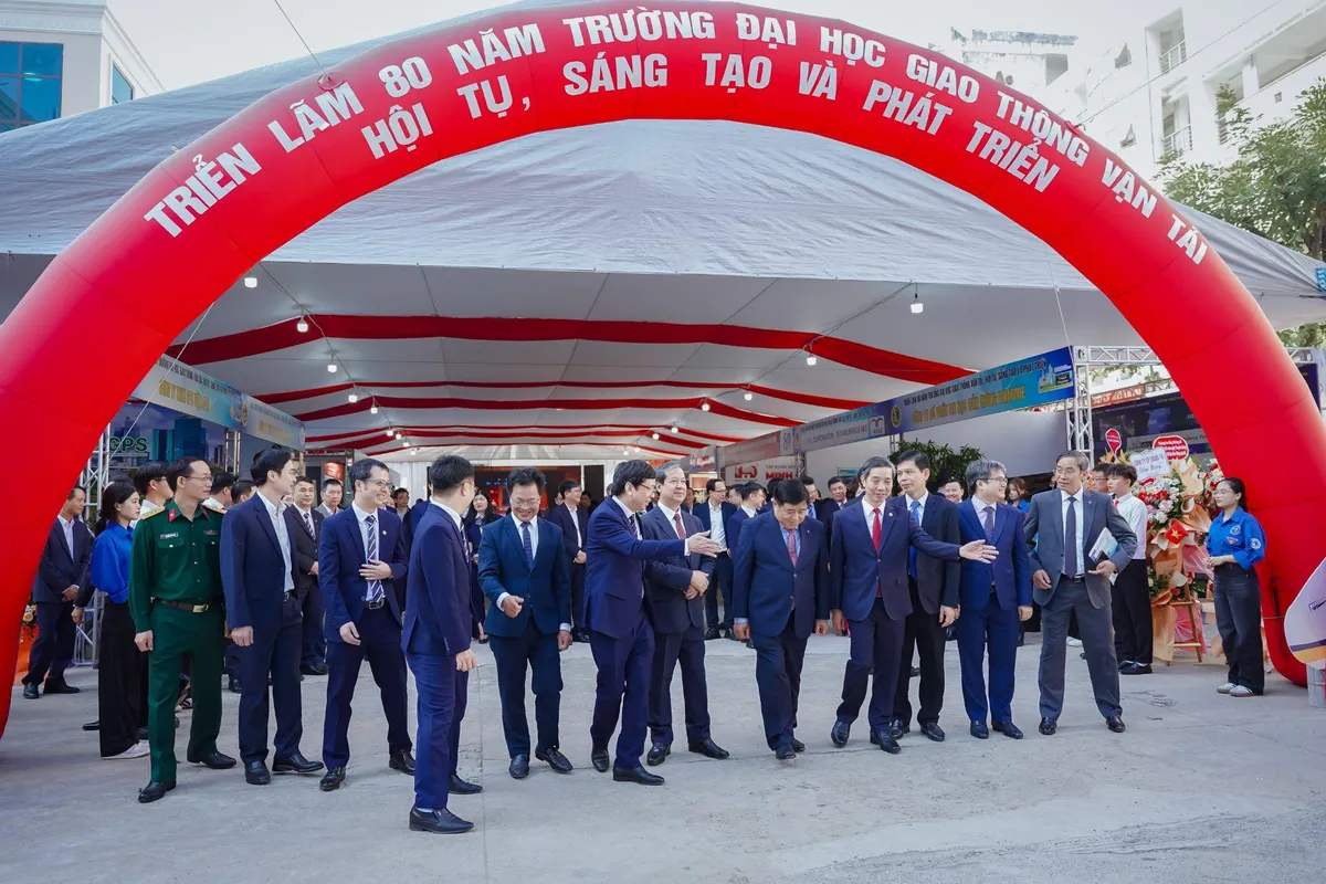 Địa kỹ thuật Đ&ocirc;ng Sơn: Dấu ấn tại c&aacute;c c&ocirc;ng tr&igrave;nh hạ tầng trọng điểm quốc gia- Ảnh 5.